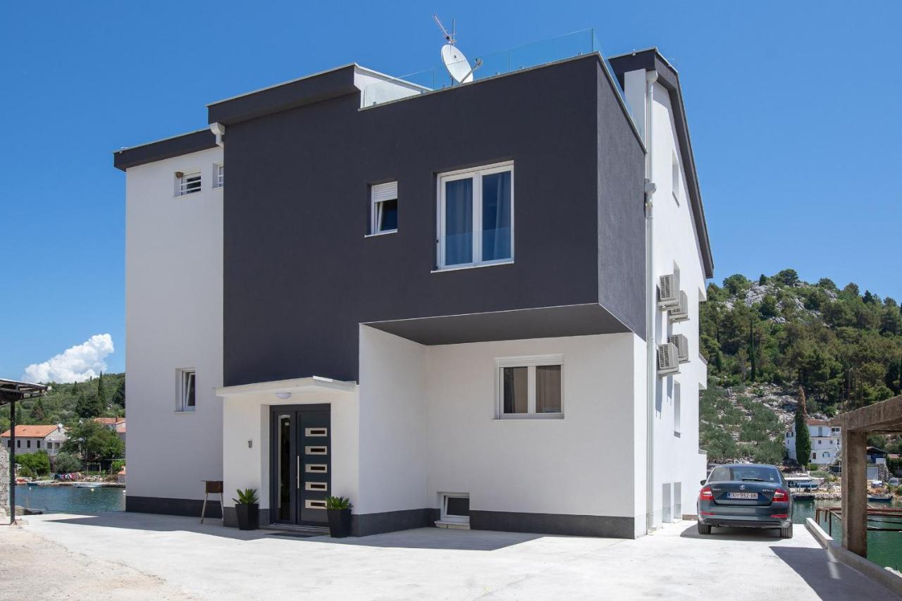 Villa Luni 布拉采 外观 照片